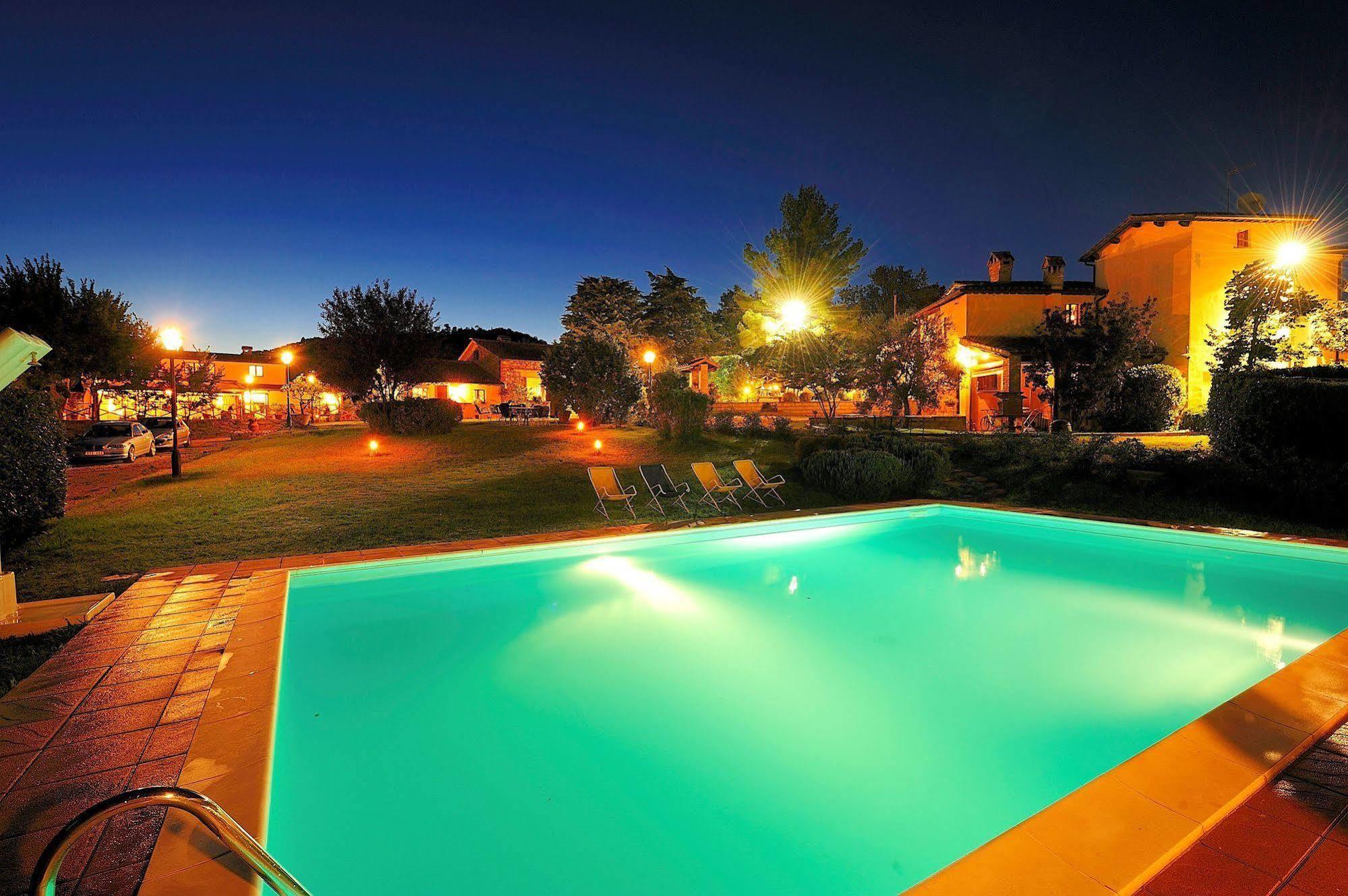 Borgo Mandoleto - Country Resort & Spa Solomeo Bagian luar foto